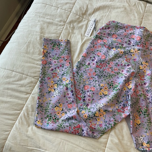 NWT Alice & Olivia Activewear Leggings - Picture 9 of 16